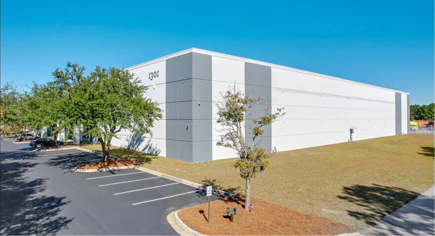 Unis Fulfillment facility in Charleston, South Carolina